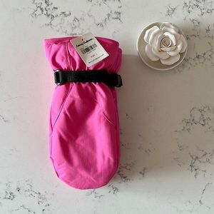 Hanna Andersson pink girl’s Insulated Mittens.